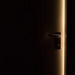 Papaiz Storm Door Lock?